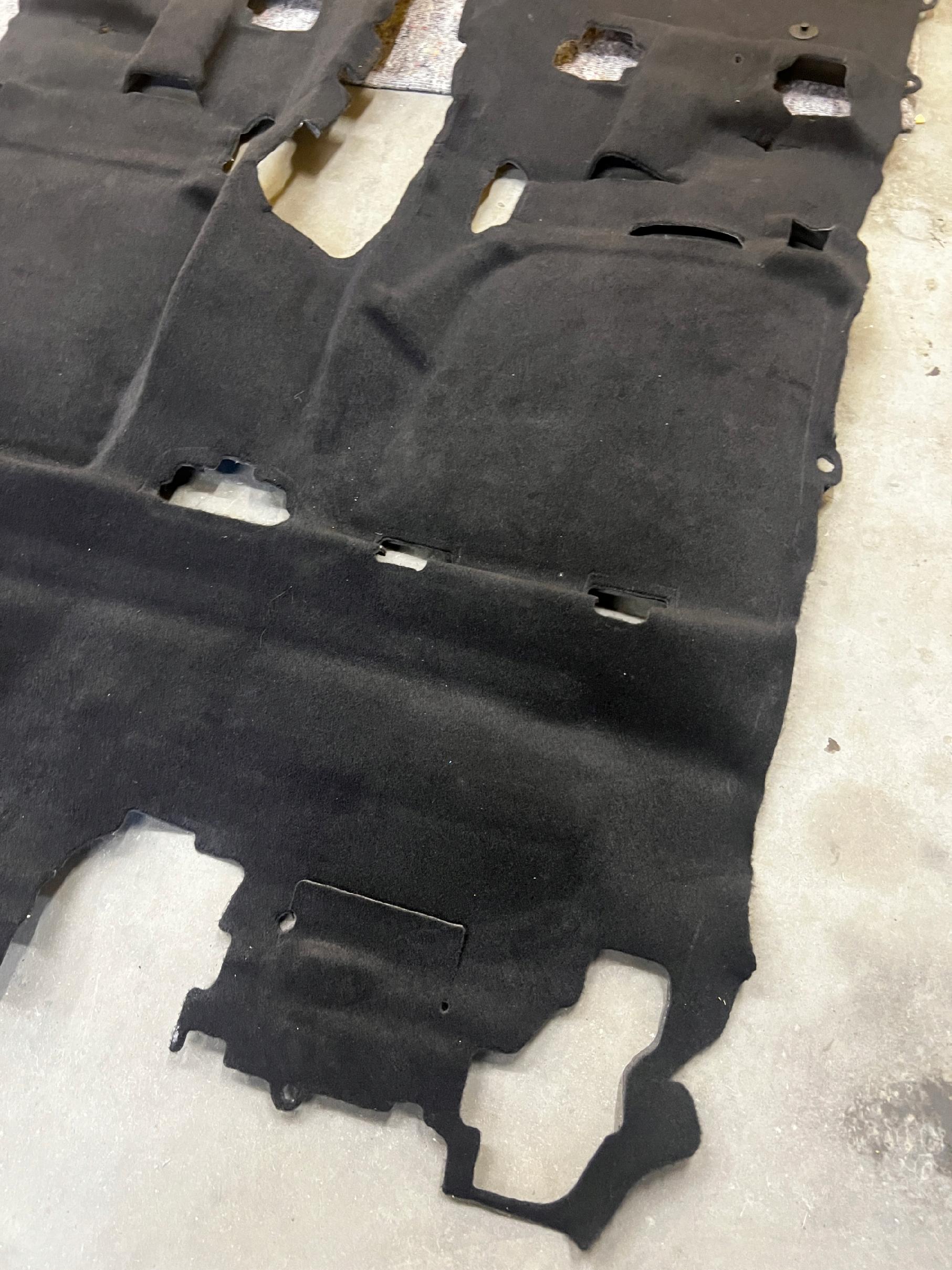 KOMPLET MATA DYWAN WYKŁADZINA PODŁOGI FORD BRONCO 21-