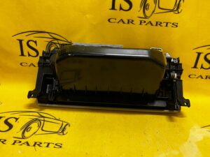 SCHOWEK GÓRNY PASAŻERA RANGE ROVER VOGUE L405