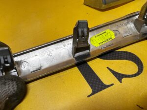 LISTWA DEKOR DESKI KONSOLI LEWA LEWY PERLGLANZ CHROM BMW X5 E70 X6 E71 EU