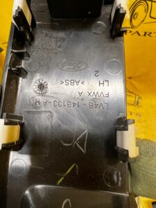 PRZEŁĄCZNIK PANEL STEROWANIA SZYB LEWY TYŁ FORD KUGA MK3