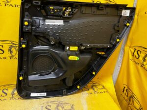 BOCZEK DRZWI LEWY TYŁ FORD ESCAPE MK4