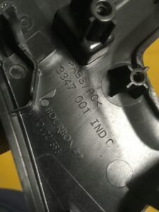 RAMKA TUNELU ŚRODKOWEGO RENAULT MEGANE IV