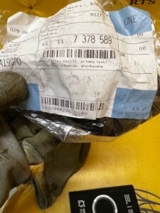 ZAŚLEPKA SPRYSKIWACZA REFLEKTORA LEWA BMW X5 F15 NOWA OEM