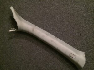 OSŁONA TAPICERKA SŁUPKA PRAWA AUDI A4 B8 8K0867234