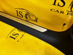 PLASTIK OSŁONA PROGU SŁUPKA A PRZÓD LEWA LEWY AUDI A8 D4 4H