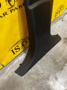 POSZYCIE OSŁONA SŁUPKA ŚRODKOWEGO B PRAWA PRAWY DACIA JOGGER