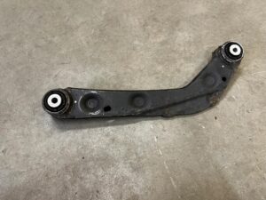 WAHACZ TYŁ TYLNY PRAWY LEWY VOLVO XC90 II