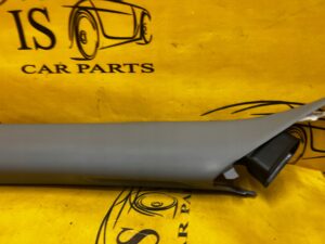 POSZYCIE OSŁONA OBUDOWA SŁUPKA PRZÓD A LEWY FORD EXPLORER MK6