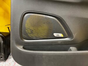 BOCZKI TYŁ GŁOŚNIKI WZMACNIACZ SUBWOOFER JBL CITROEN C4 GRAND PICASSO II