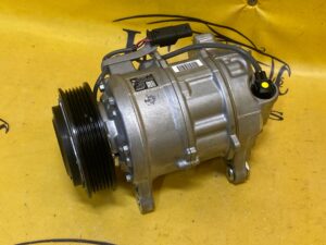 NOWA SPRĘŻARKA KOMPRESOR KLIMATYZACJI BMW 1 F20 LIFT 2 F22 3 F30 4 F36