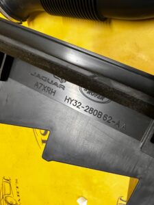 KRATKA DEKOMPRESYJNA BAGAŻNIKA TYŁ LAND ROVER DISCOVERY 5 V L462