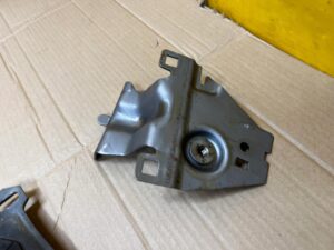 WSPORNIK MOCOWANIE PASA BEZPIECZEŃSTWA PRZÓD LEWY PEUGEOT 308 II T9