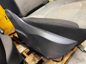 FOTEL PRZÓD PRAWY PASAŻERA AIRBAG ISOFIX RENAULT CAPTUR I PRZEDLIFT EU