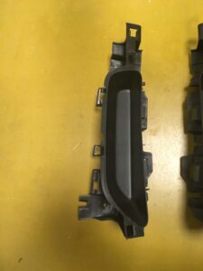 UCHWYT SCHOWEK 7 OSÓB PEUGEOT 5008 P87 N.M. 17R