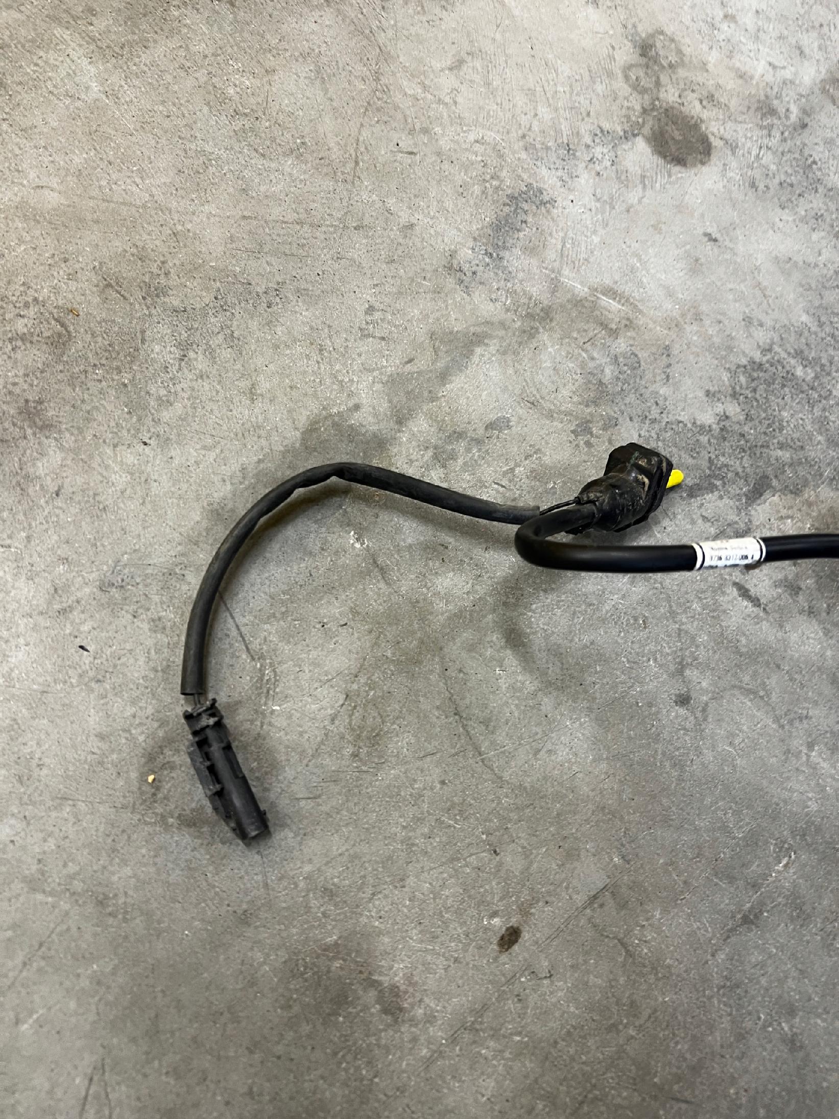 PRZEWÓD WAŻ RURKA ADBLUE LAND ROVER DISCOVERY 5 V L462 2.0D 204DTA