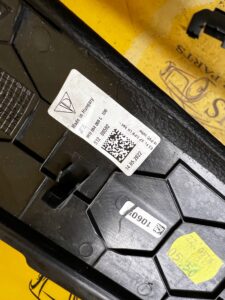 WYKOŃCZENIE PANEL KONSOLI ŚRODKOWEJ LEWY PORSCHE CAYENNE COUPE 9Y3 9Y0