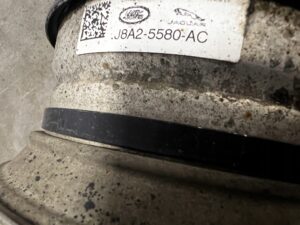 AMORTYZATOR MIECH PODUSZKA TYŁ PRAWY RANGE ROVER VELAR L5600 2.0D