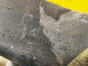 KANAŁ TUNEL PRZEWÓD POWIETRZA PRZÓD PRAWY DACIA DUSTER II