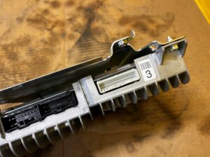 WZMACNIACZ AUDIO BOSE INFINITI Q50