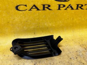 KRATKA NAWIEWU SZYBY PRZÓD PRAWA PRAWY PORSCHE PANAMERA 970 I LIFT