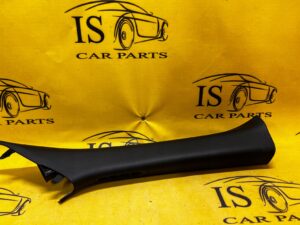 OSŁONA POSZYCIE SŁUPKA A PRZÓD PRAWY FORD KUGA MK3