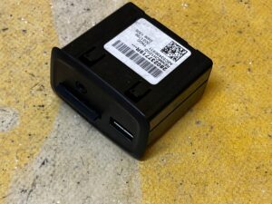 GNIAZDO ZŁĄCZE PORT USB AUX SD RENAULT ZOE I Z.E.