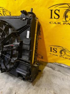 KOMPLET CHŁODNICE WODY KLIMATYZACJI WENTYLATOR RANGE ROVER VELAR L560 2.0D