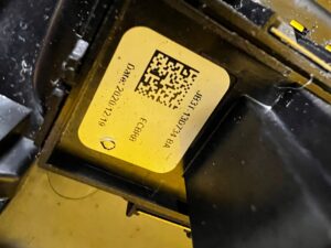 PANEL RAMKA BIEGÓW TUNEL PRZEŁĄCZNIKI NAPĘDU TOYOTA HILUX VIII 8 AUTOMAT