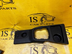 NAKŁADKA PÓŁKA TUNELU ŚRODKOWEGO DACIA DUSTER II