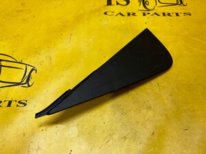 ZAŚLEPKA TRÓJKĄTNA TRÓJKĄT DRZWI TYŁ PRAWY DACIA DUSTER II