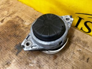 ŁAPA MOCOWANIE PODUSZKA SILNIKA LEWA MERCEDES GLS X166 450 3.0 B V6