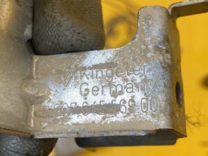 UCHO WSPORNIK MOCOWANIE RADIA PORSCHE 911 997