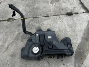 ZBIORNIK PALIWA BAK POMPA RENAULT CAPTUR I PRZEDLIFT 0.9 TCE