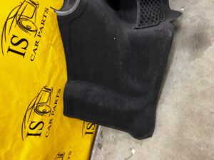 BOCZEK BAGAŻNIKA PRAWY AUDI A8 D4 LONG LIFT