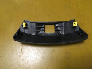 OSŁONA RAMKA TUNELU KOKPITU RENAULT KADJAR