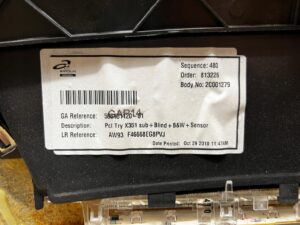 ROLETA TYLNEJ SZYBY PÓŁKA TYLNA JAGUAR XJ X351 SWB