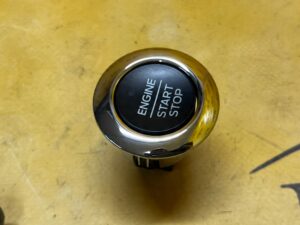 PRZEŁĄCZNIK PRZYCISK ENGINE START STOP FORD EXPLORER MK6