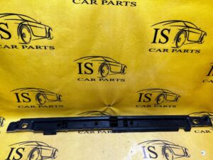 LISTWA OSŁONA PRAWA RANGE ROVER VOGUE L405