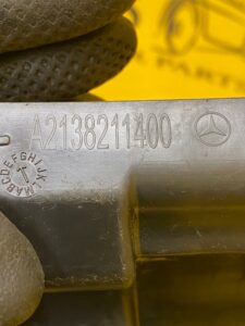 OSŁONA ZAŚLEPKA IZOLACYJNA NA KABEL MERCEDES W257