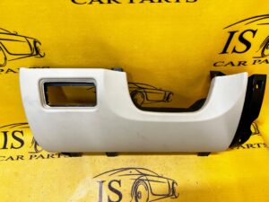 OSŁONA PLASTIK POD KIEROWNICĘ JAGUAR XJ X351