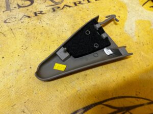 TRÓJKĄCIK TRÓJKĄT DRZWI TYŁ TYLNYCH LEWY LEWYCH RENAULT ZOE I Z.E.