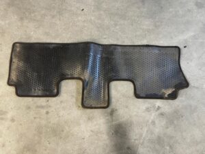 DYWANIK WYCIERACZKA WELUROWY ORYGINALNY TYŁ 3 RZĄD HYUNDAI SANTA FE III