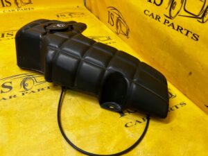 ZBIORNIK ZBIORNICZEK POMPKA SPRYSKIWACZY CHEVROLET CORVETTE C5 97-04