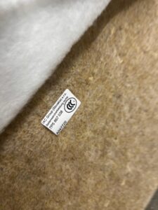 BOCZEK TAPICERKA BAGAŻNIKA PRAWY PRAWA PORSCHE CAYENNE II 7P5