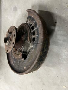 ZWROTNICA PIASTA TYŁ LEWY PORSCHE CAYENNE II 7P5 GTS 4.8 V8