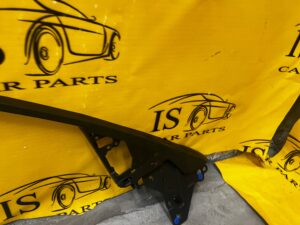 LISTWA RAMKA SZYBY DRZWI PRZÓD PRAWA PRAWY INFINITI M25 M35 M37 M45 M56 Q70