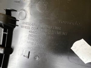 OSŁONA OBUDOWA KOLUMNY KIEROWNICZEJ DACIA JOGGER