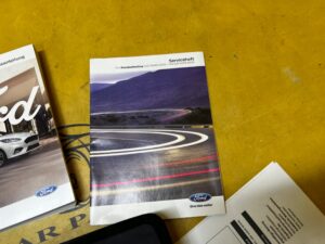 KSIĄŻKA INSTRUKCJA OBSŁUGI SERWISOWA ETUI NIEMCY FORD FIESTA MK8