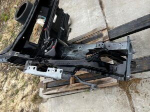 ĆWIARTKA PODŁUŻNICA FARTUCH KIELICH PRZÓD PRAWY FORD ESCAPE MK4