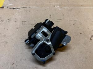 ZAMEK KLAPY TYŁ BAGAŻNIKA FORD EXPLORER MK6